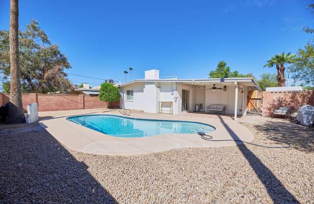 Furnished 3-Bedroom Tempe Home with Private Pool and Included Pool/Yard Service Gallery 1