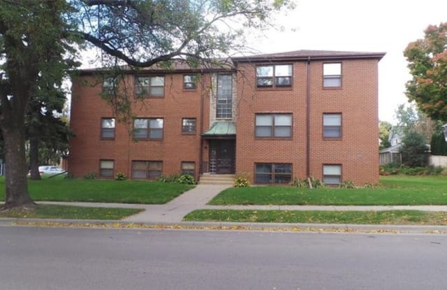 903 St. Clair Ave - 9 - 903 Saint Clair Ave, St. Paul, MN 55105