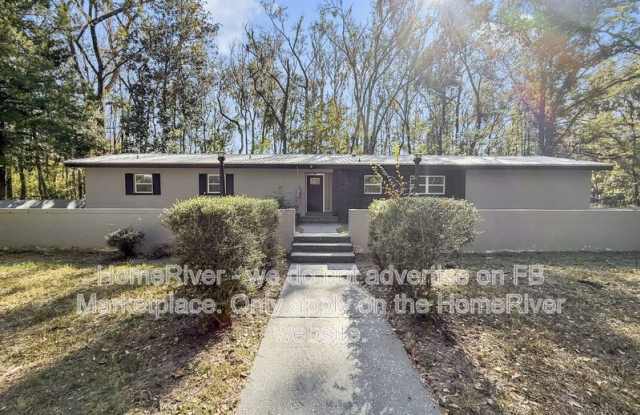 5021 W University Ave - 5021 West University Avenue, Gainesville, FL 32607