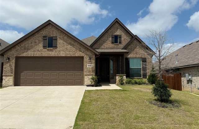 919 Beverly Drive photos photos