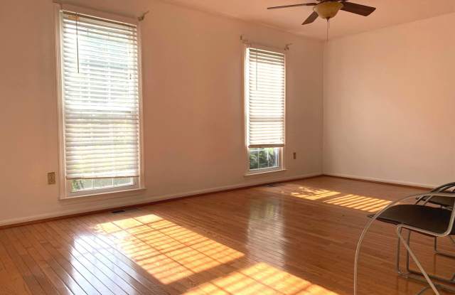 3891 BRADWATER STREET Gallery 2