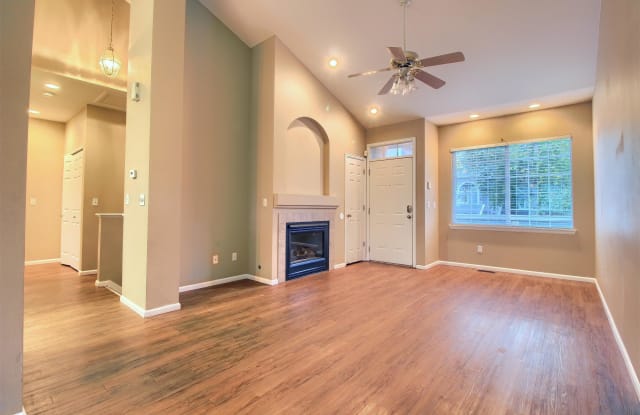 4130 E 119th Pl #B - 4130 East 119th Place, Thornton, CO 80233