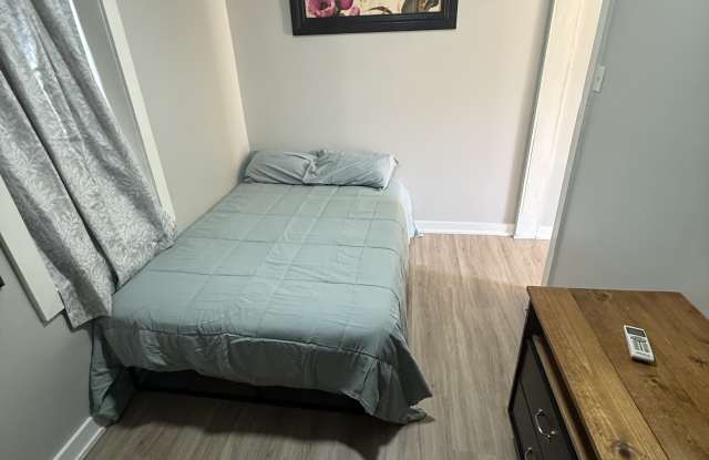 1238 S State Ave photos photos