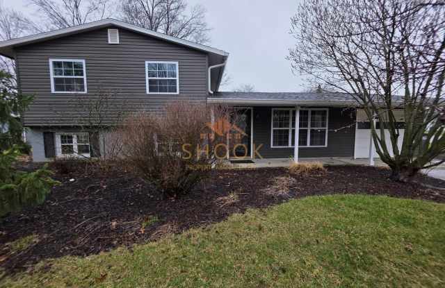 4 BR UPDATED HOME IN WEST LAFAYETTE SCHOOLS - Ask about our move-in special! photos photos