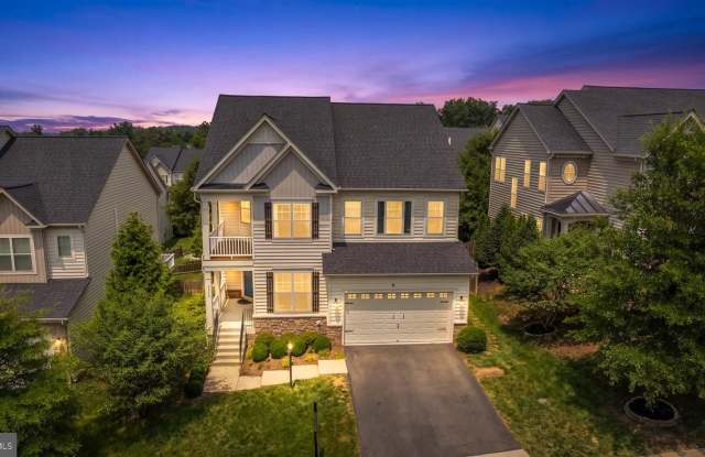42706 CHISHOLM Gallery 3