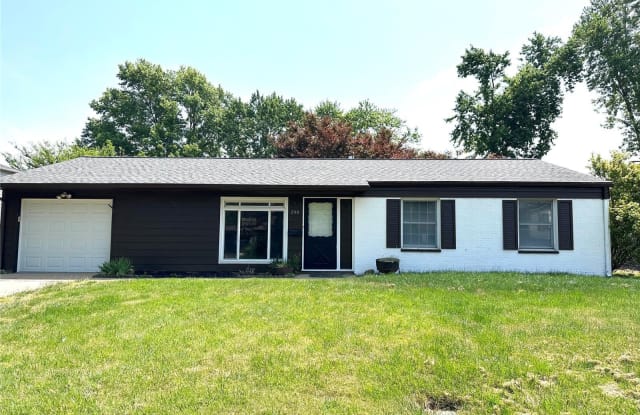 208 WELLESLEY Drive - 208 Wellesley Drive, O'Fallon, IL 62269