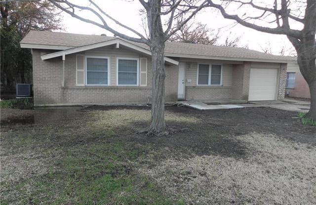 425 Salem Drive - 425 Salem Drive, Richardson, TX 75080