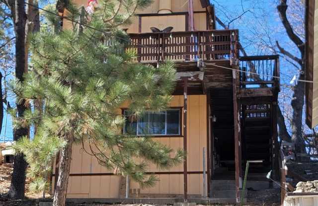 CABIN ARROWBEAR FURNISHED OR NOT photos photos