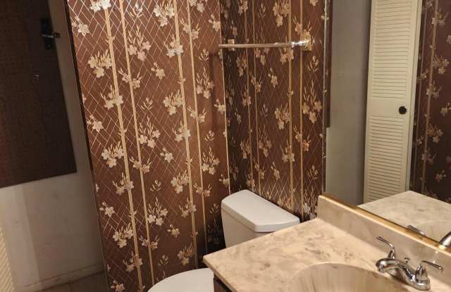 8721 Lantana Court Gallery 2