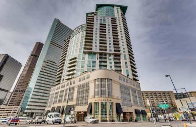 Large 2 bedroom 2 1/2 bath condo at One Lincoln Park photos photos