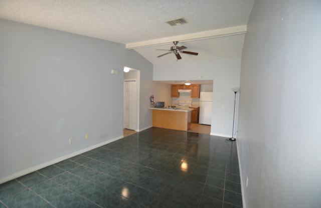 7947 Pinehurst Dr Gallery 2