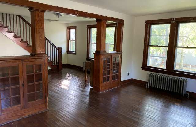 824 Elmwood Street Gallery 2