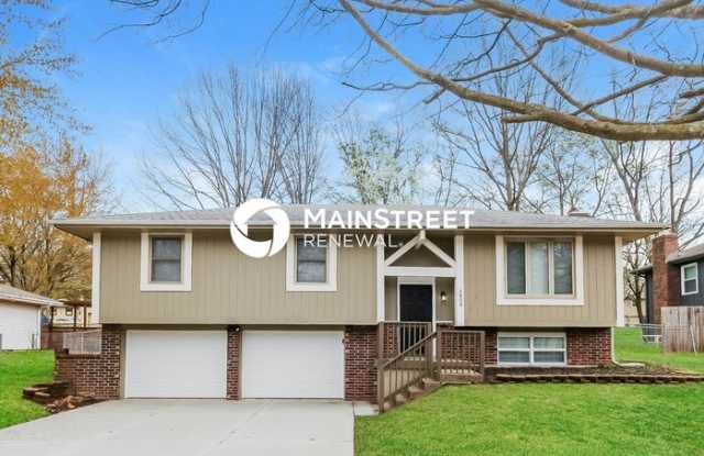 2808 Southeast 2 Street photos photos