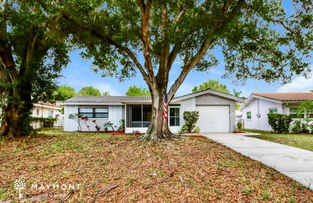 2086 Shadow Lane - 2086 Shadow Lane, Greenbriar, FL 33763