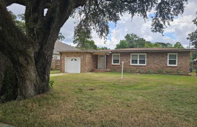 1611 East Baars Street photos photos