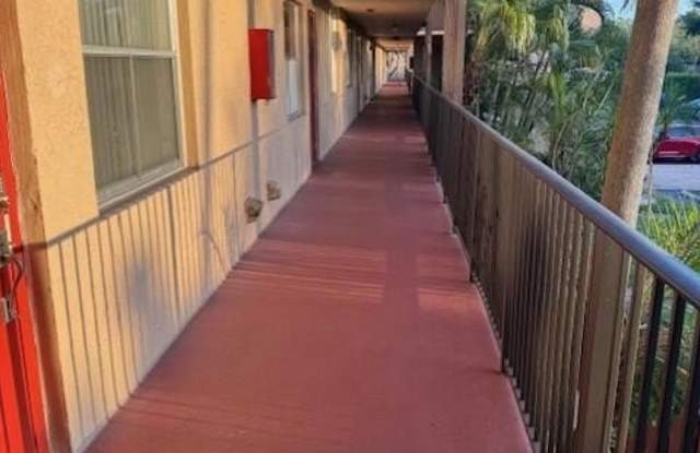 370 NW 76th Avenue photos photos