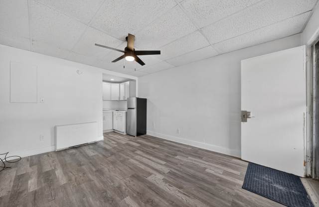 16001 Dixie Highway - 3 Gallery 4