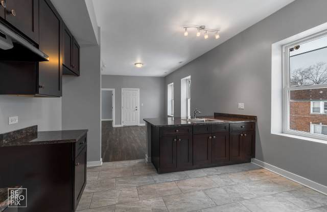 6501 South Justine Street - 2W Gallery 2