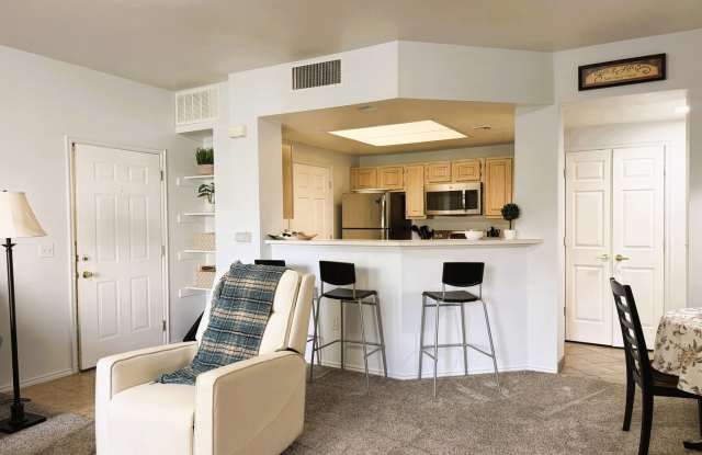 Canyon Creek Condo - 6 Month Lease - Furnished Gallery 3