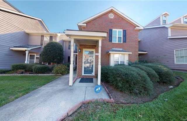 Amazing top floor condo close to it all! photos photos