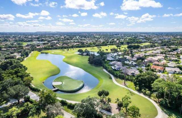 6562 BOCA DEL MAR Drive Gallery 3