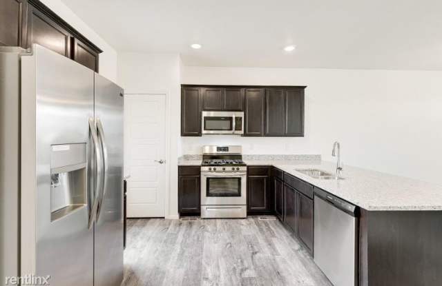 6873 Longpark Dr Gallery 3