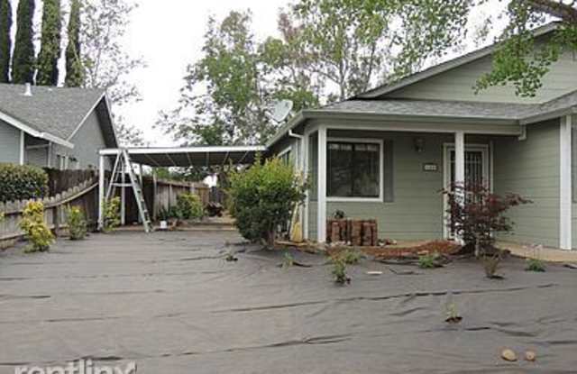 150 Artesia Dr Gallery 2