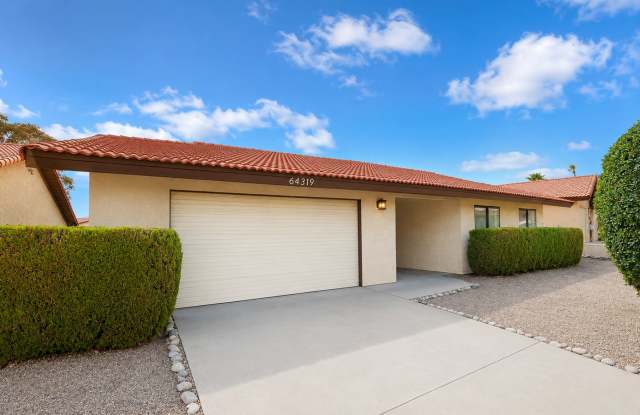 Spacious 3-Bedroom Home in Mission Lakes Country Club photos photos