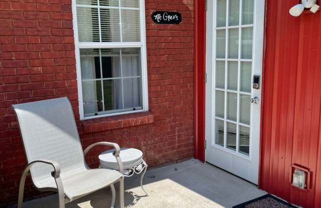 Charming Tim McGraw Fan Studio, 1BR House in Camden photos photos