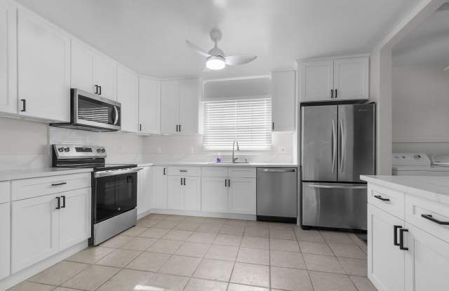 6532 Sutter Ave photos photos