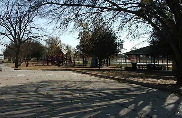9410 Sunset Drive Gallery 2