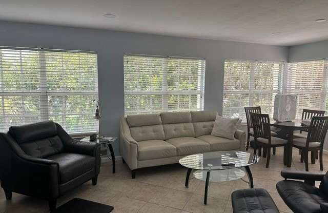 13520 Stratford Place Circle Gallery 3