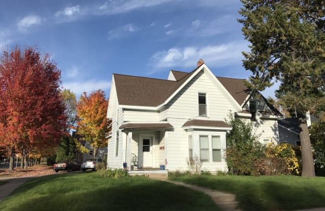 402 Lincoln Avenue photos photos