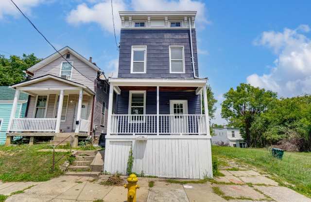 Spacious Four Bedroom in Cincinnati! photos photos