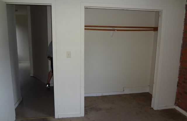 65 Edgewood Avenue - 1 Gallery 4