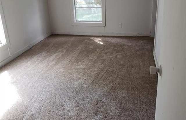 3220 Creston Dr Gallery 3