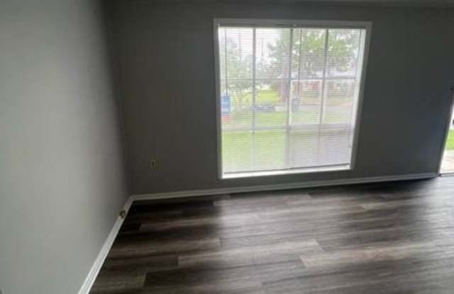 601 Cedarwood Drive Gallery 2