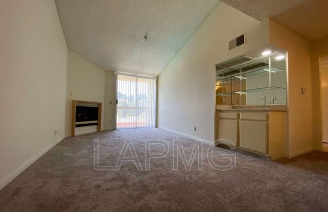 5143 Bakman Avenue - 5143 Bakman Avenue, Los Angeles, CA 91601