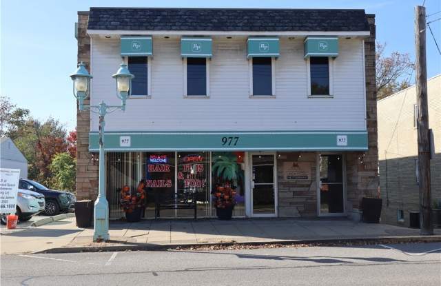 977 Perry Hwy photos photos
