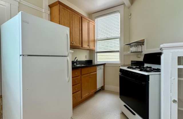 200 Irving St Apt 2 photos photos