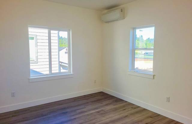 135 Sweet Ln Gallery 4