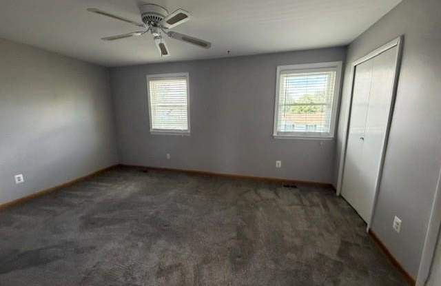 1709 RIVERDALE Drive Gallery 4