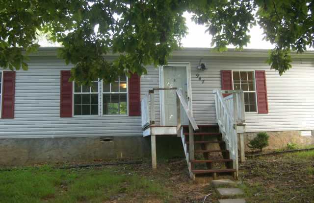 947 Jordan Cir - 947 Jordan Circle, White Bluff, TN 37187