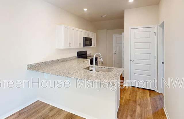 412 W Cloud Dr Gallery 2