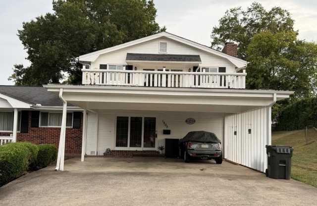 1203 Vernon Avenue Gallery 4