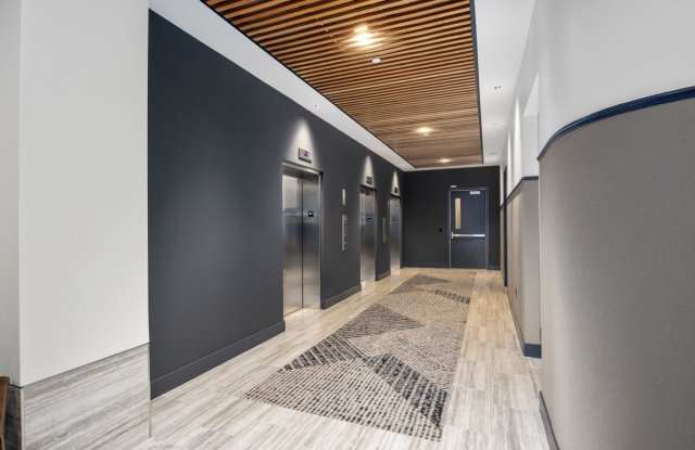 Studio Park Tower and Lofts Gallery 4