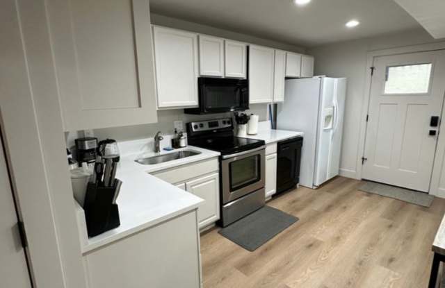 5471 South Walden Wood Circle Gallery 3
