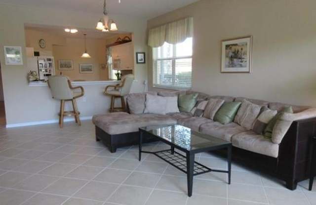 3993 Bishopwood Ct E Gallery 3