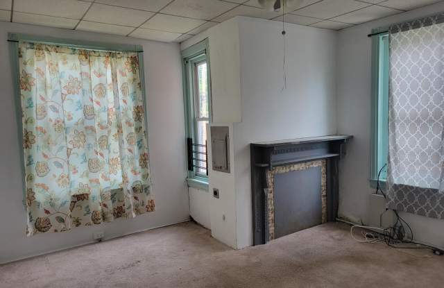 833 W MARSHALL Street unit: Apt A photos photos