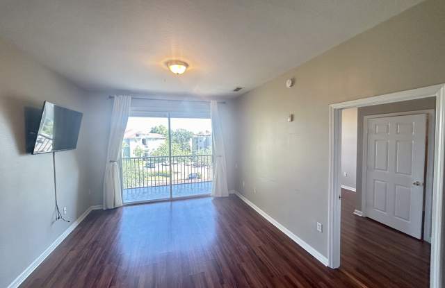7990 Baymeadows Road East Gallery 4